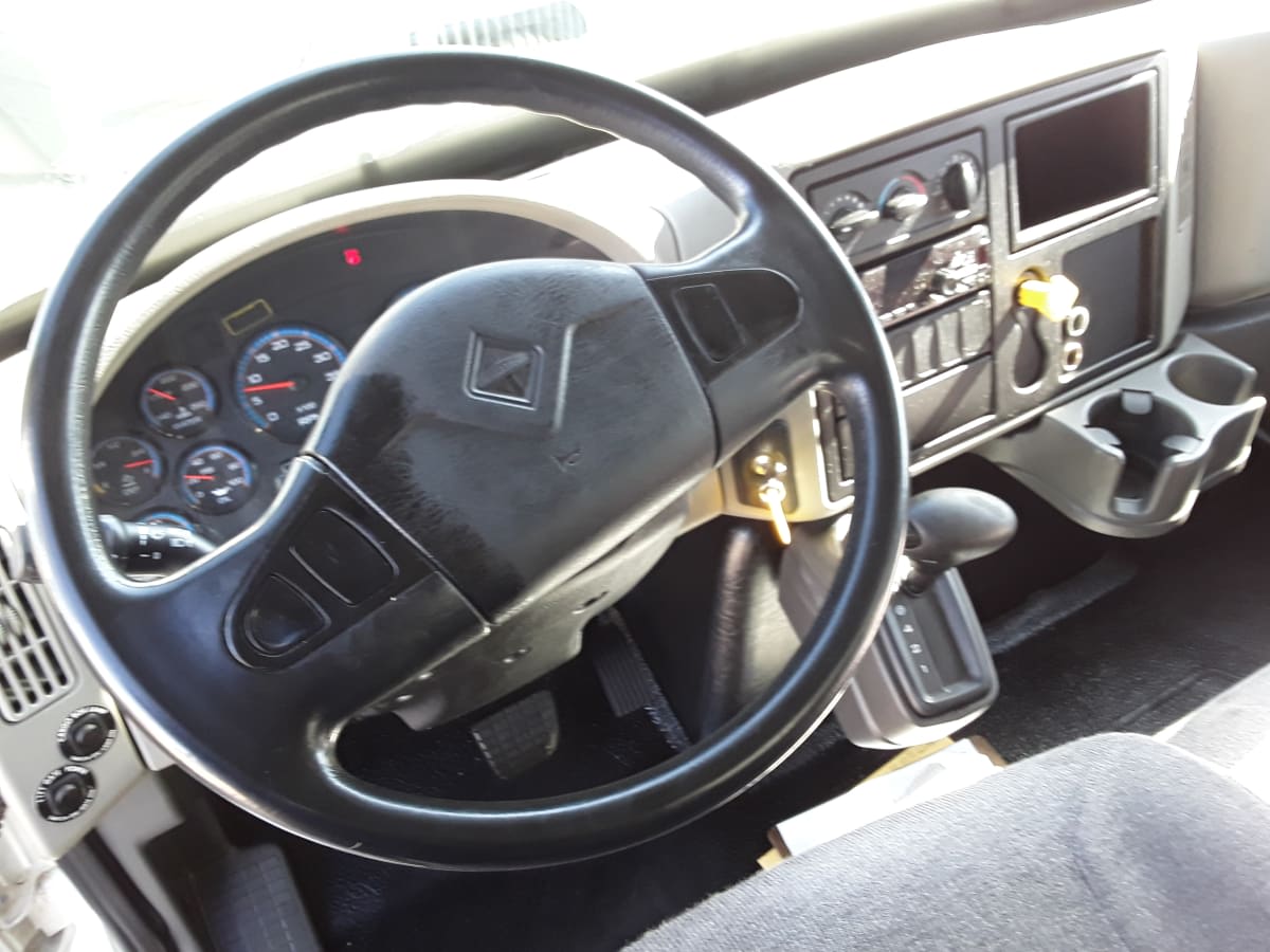 2019 Navistar International 4300 881128