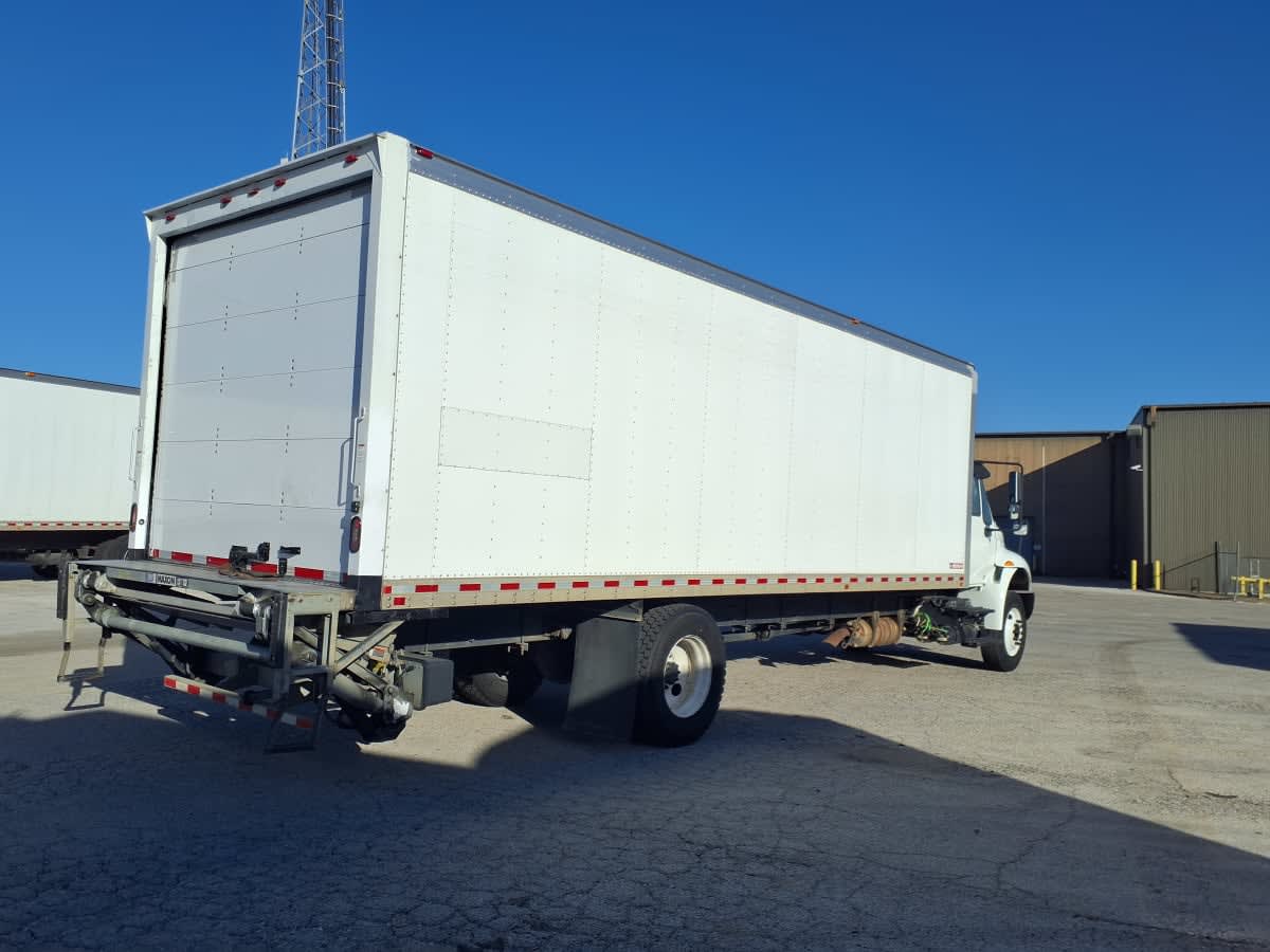 2019 International 4300 - image 4