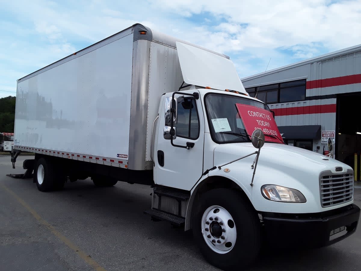 2019 Freightliner M2 106 881132