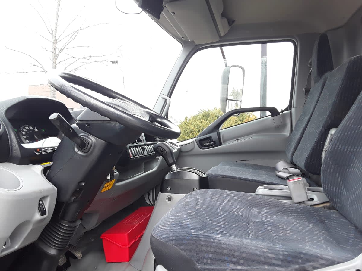 2019 Hino HINO 195 881141