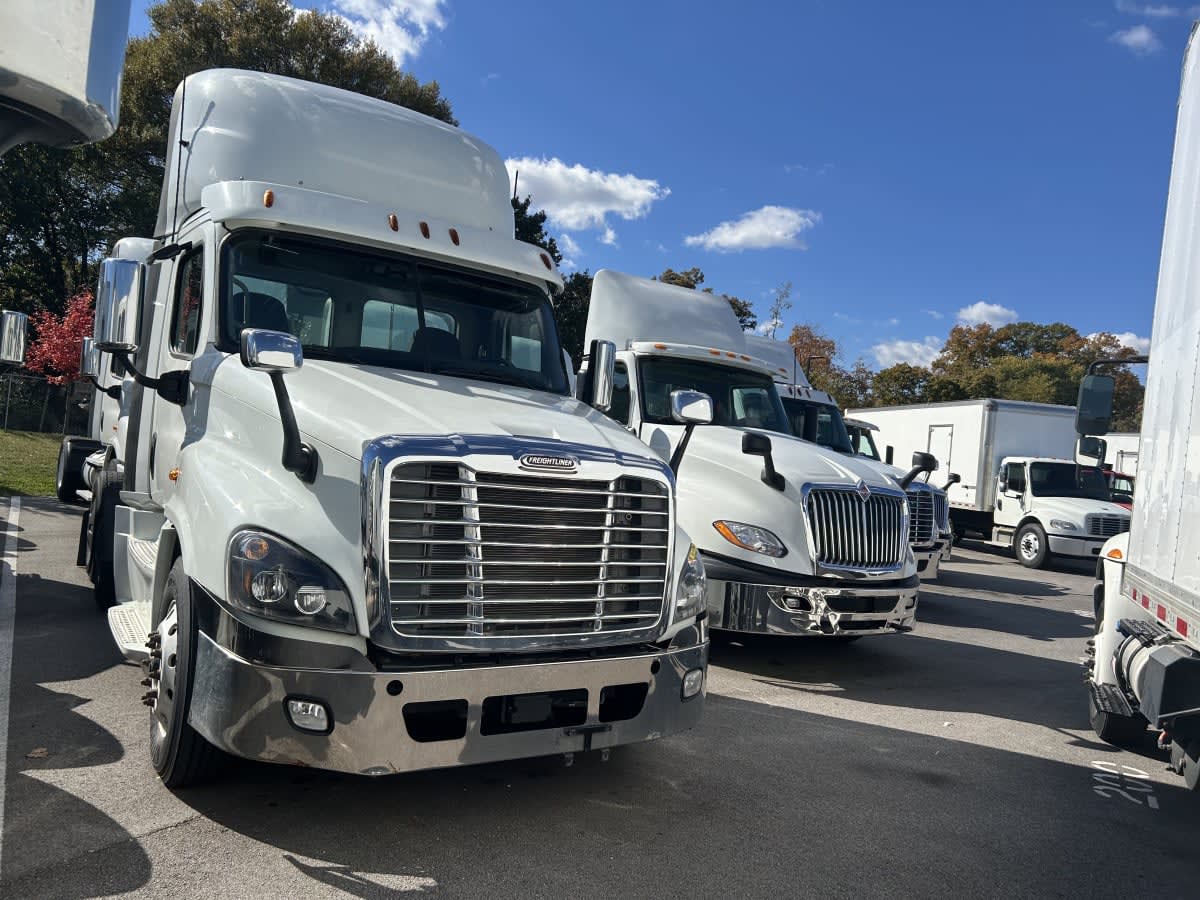 2020 Freightliner - image 3