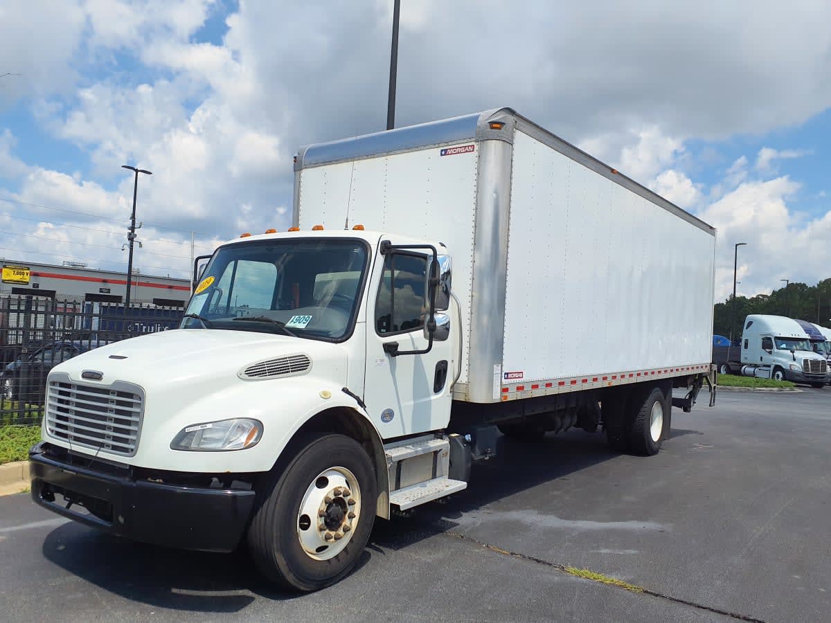 2019 Freightliner M2 106 in Atlanta, GA — photo 3