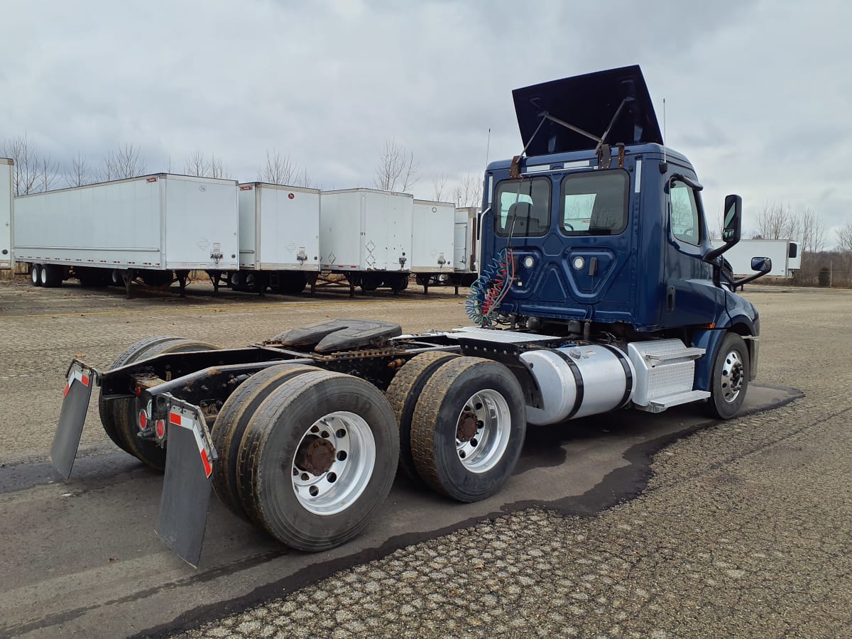 2020 Freightliner/Mercedes NEW CASCADIA PX12664 881221