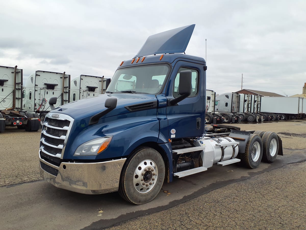 2020 Freightliner/Mercedes NEW CASCADIA PX12664 881221