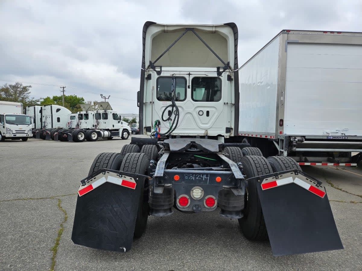 2020 Freightliner/Mercedes CASCADIA 125 881244