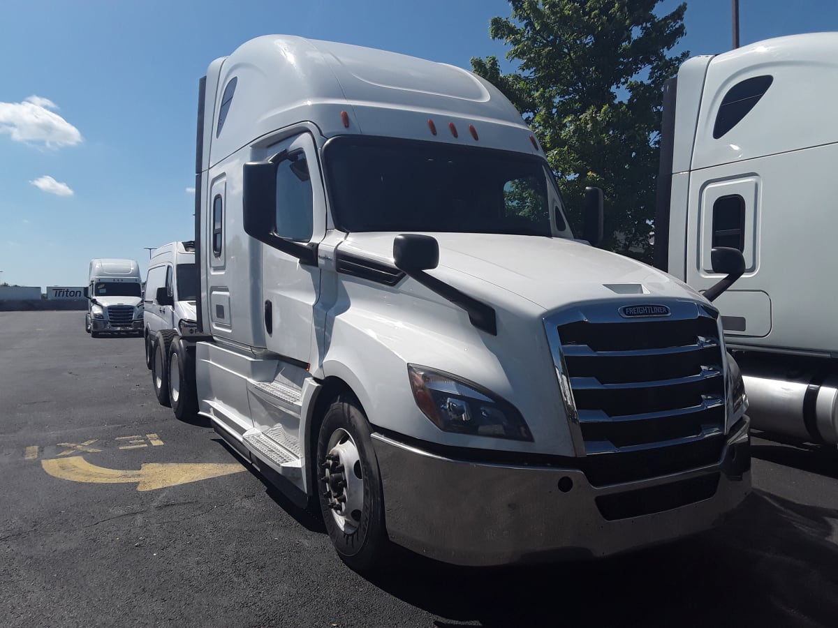 2020 Freightliner/Mercedes NEW CASCADIA PX12664 881281