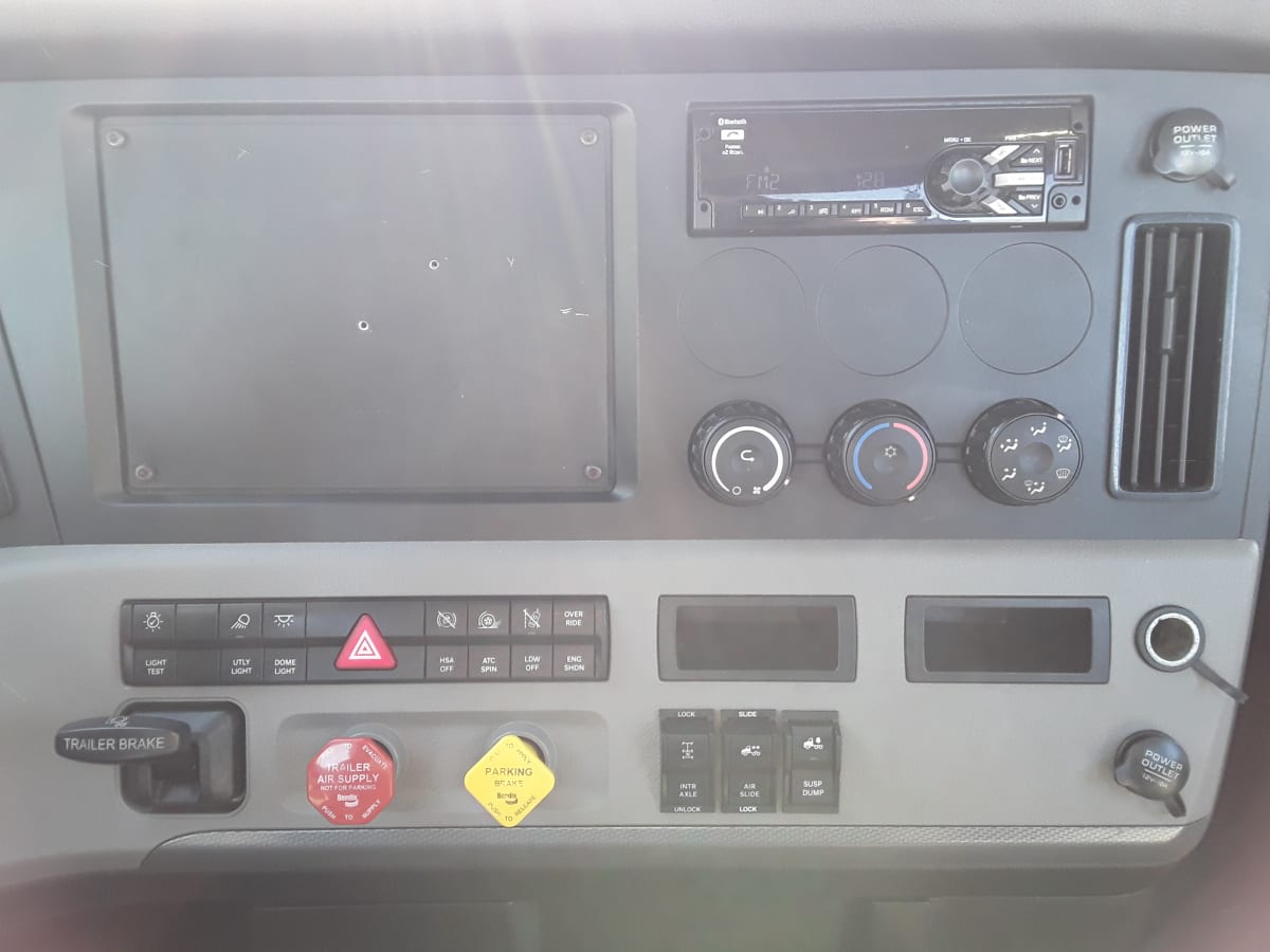 2020 Freightliner/Mercedes NEW CASCADIA PX12664 881295