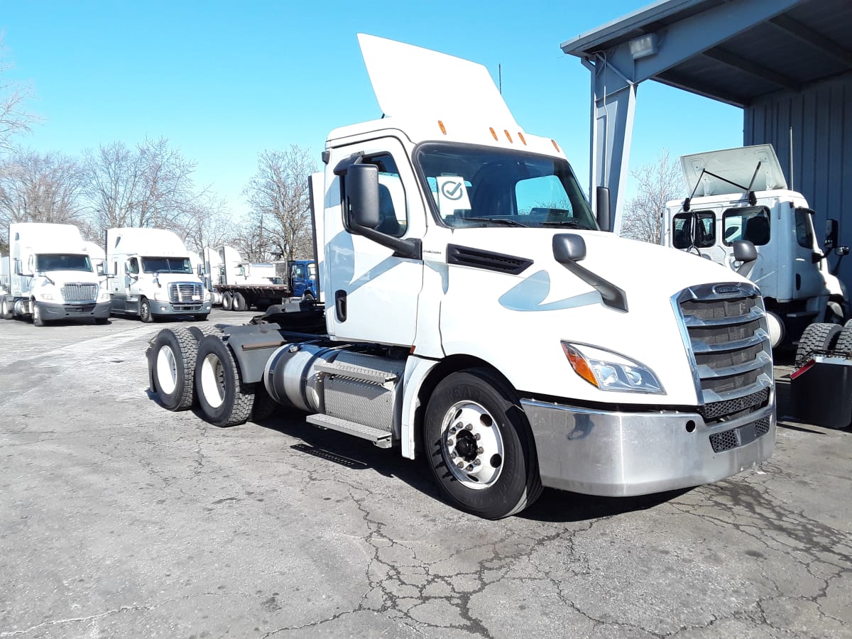 2020 Freightliner/Mercedes NEW CASCADIA PX12664 881295