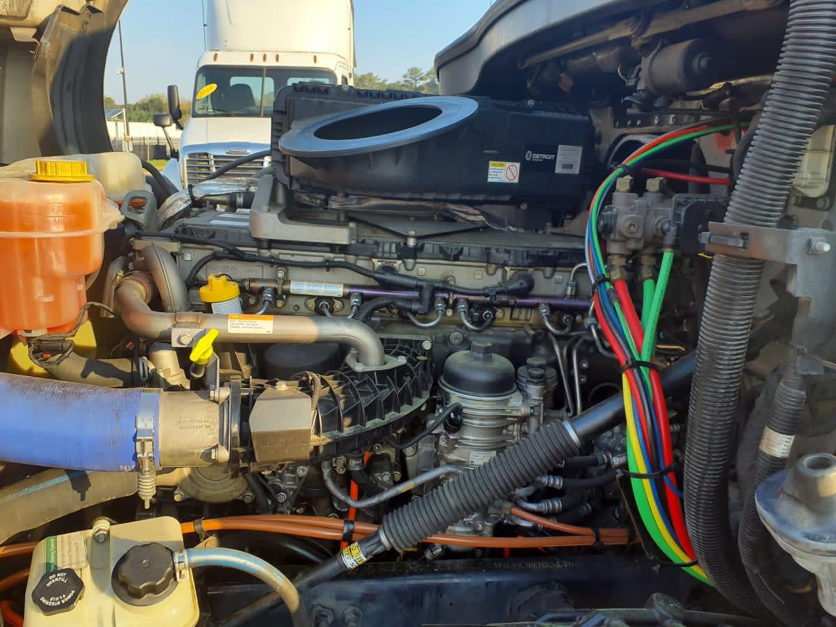 2020 Freightliner - image 8