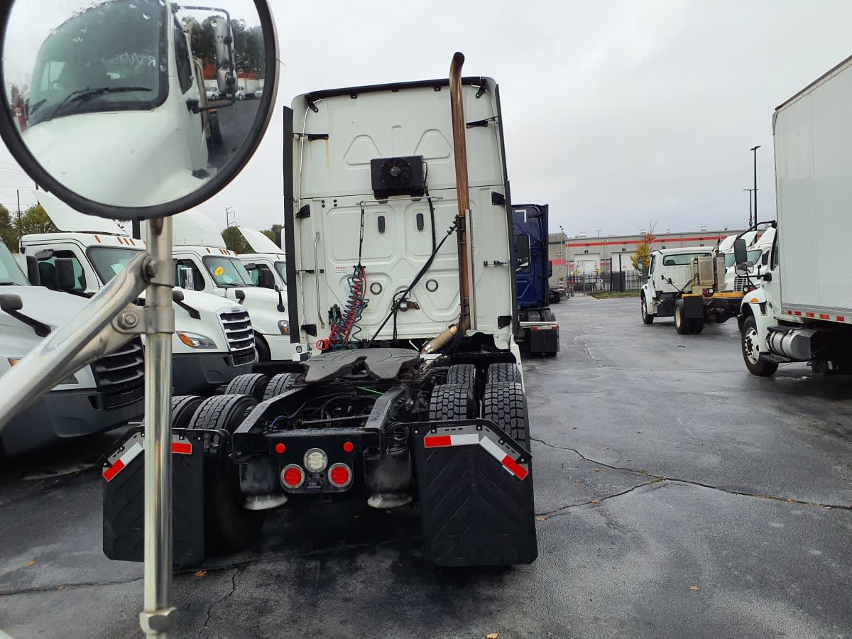 2020 Freightliner - image 5