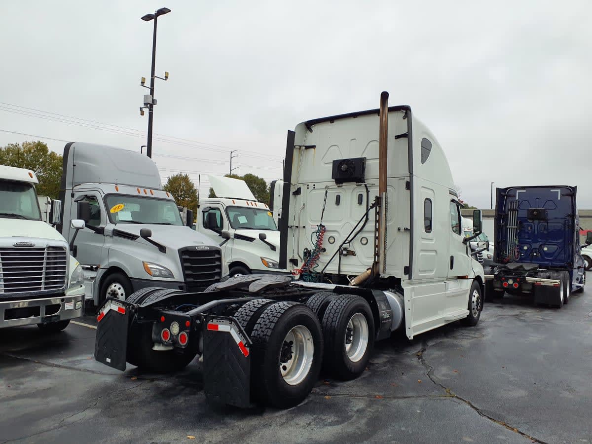 2020 Freightliner - image 4