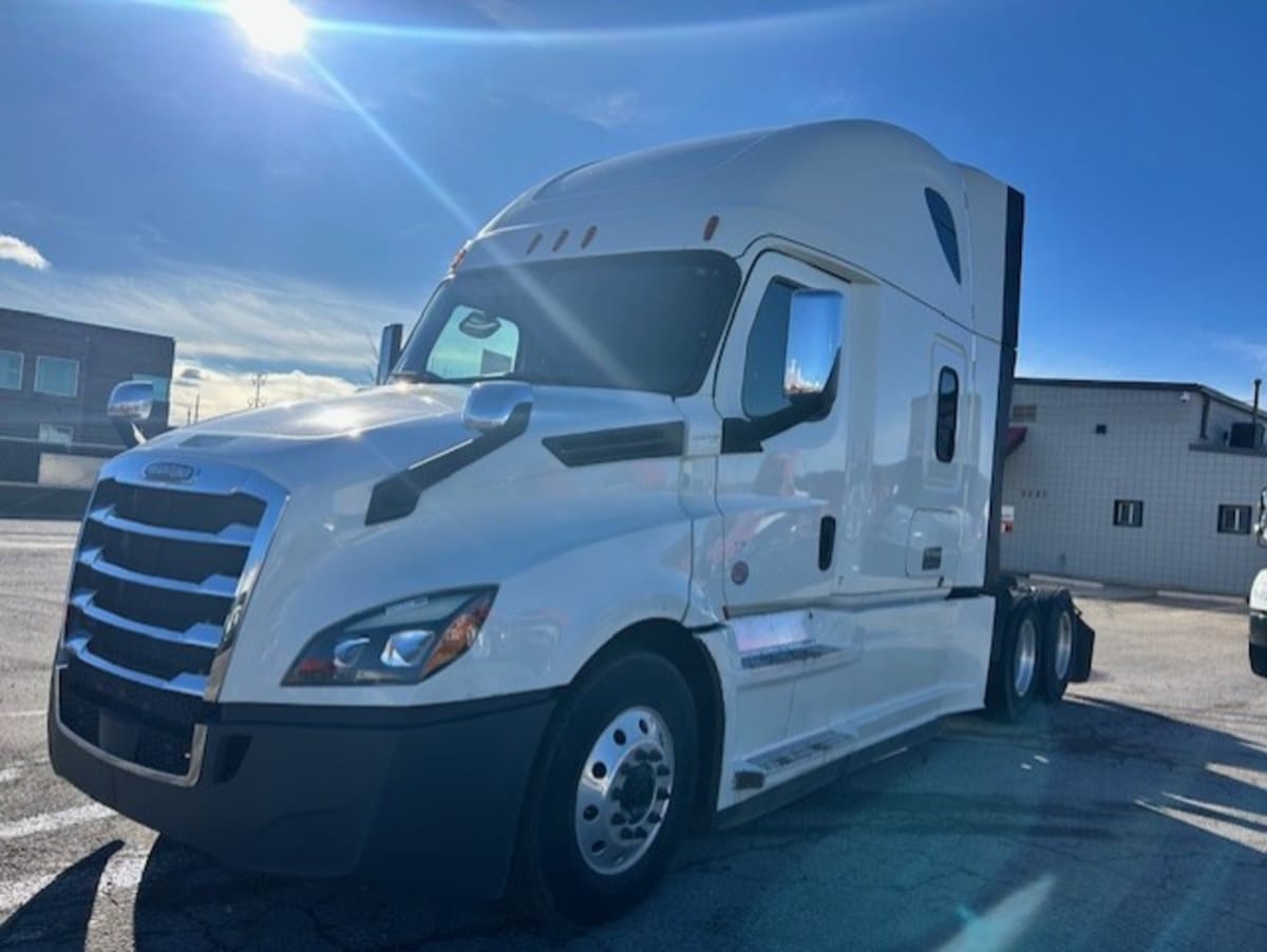 2020 Freightliner/Mercedes NEW CASCADIA PX12664 881331