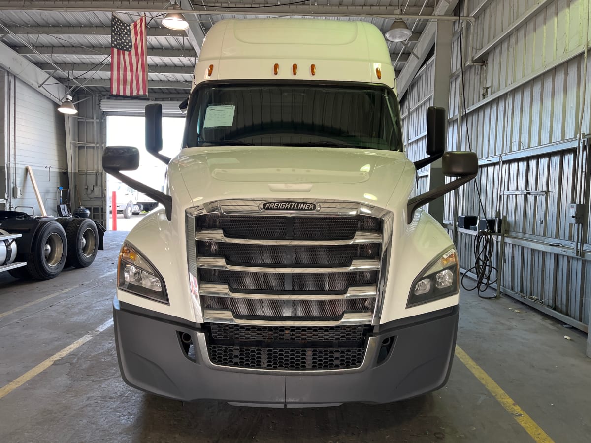 2020 Freightliner/Mercedes NEW CASCADIA PX12664 881420