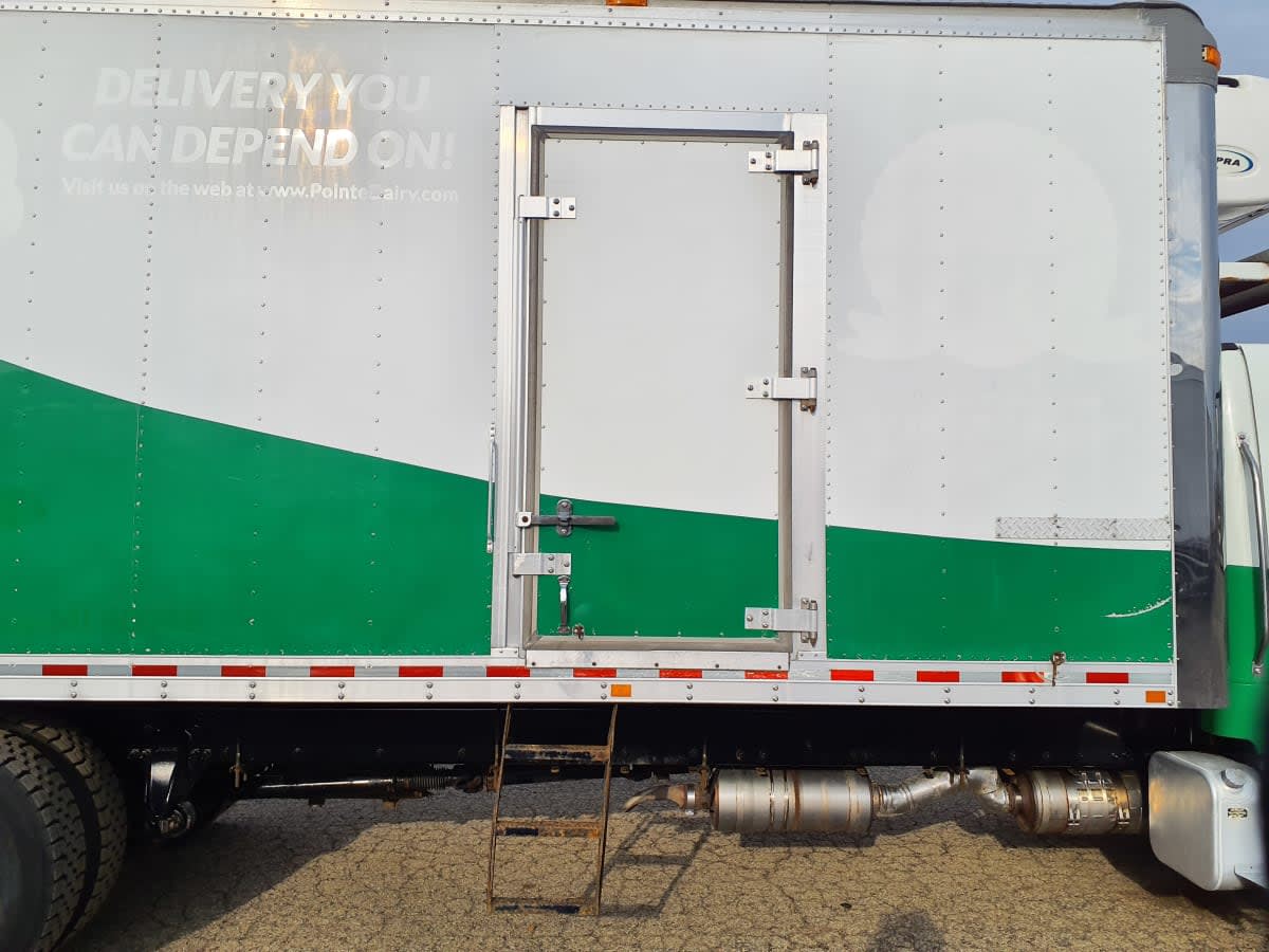 2020 Freightliner/Mercedes M2 106 881442