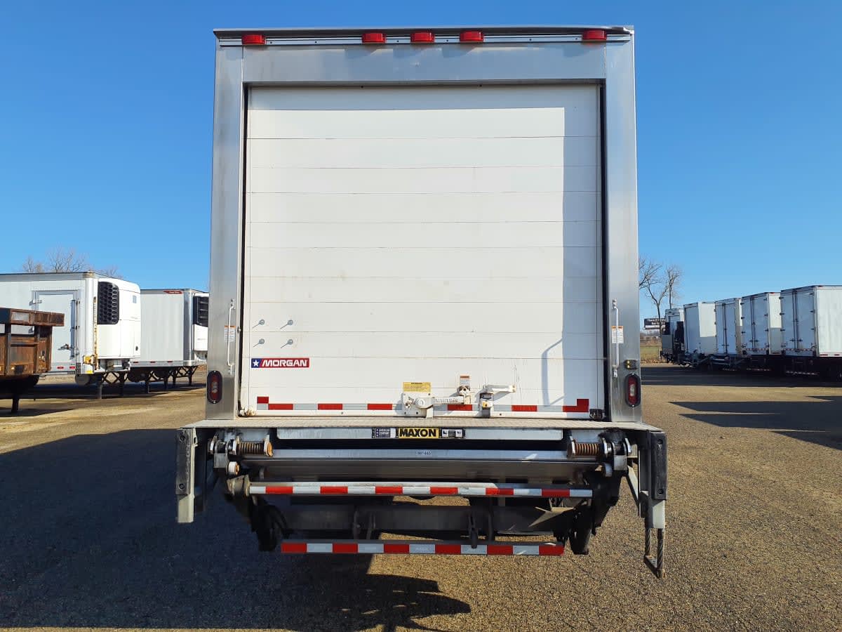 2020 Freightliner/Mercedes M2 106 881445