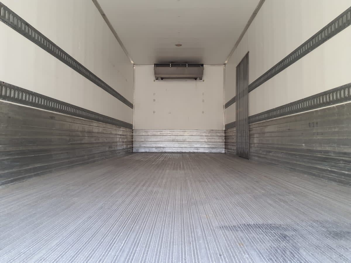 2020 Freightliner/Mercedes M2 106 881445