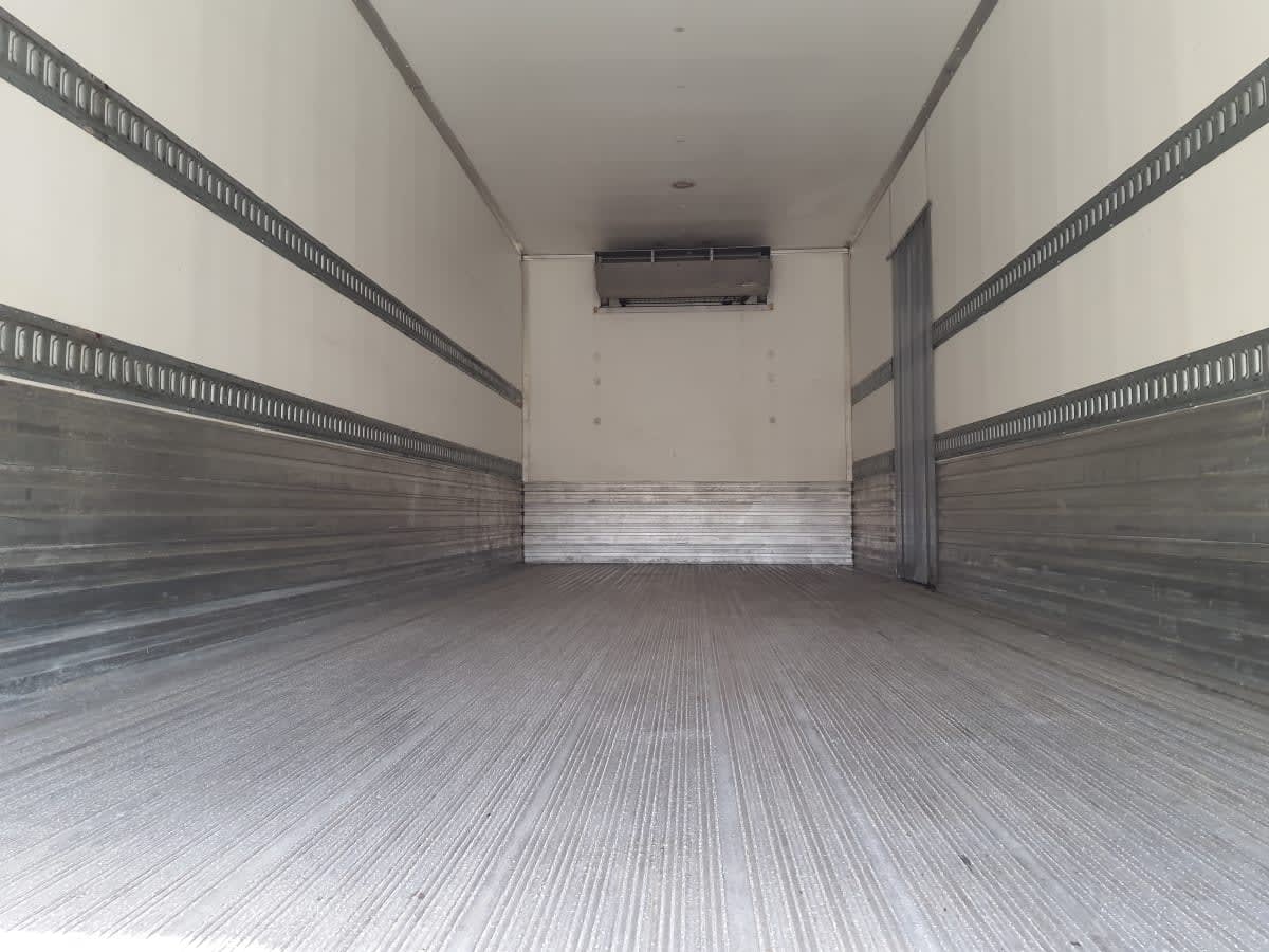 2020 Freightliner/Mercedes M2 106 881446