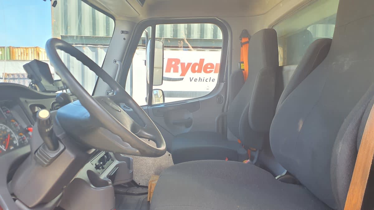 2019 Freightliner/Mercedes M2 106 881461