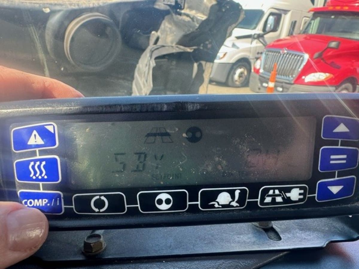 2019 Freightliner/Mercedes M2 106 881464