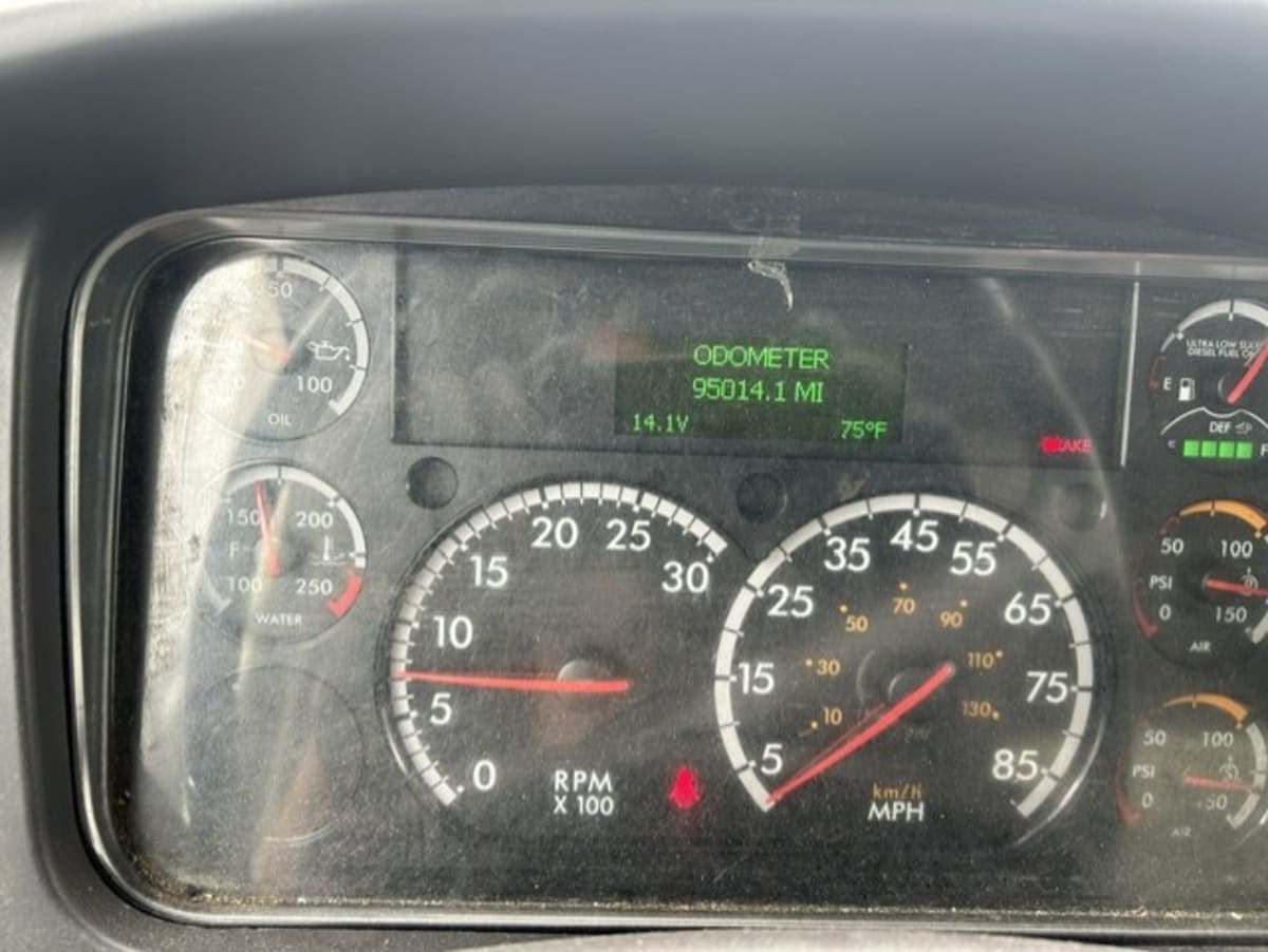 2019 Freightliner/Mercedes M2 106 881572