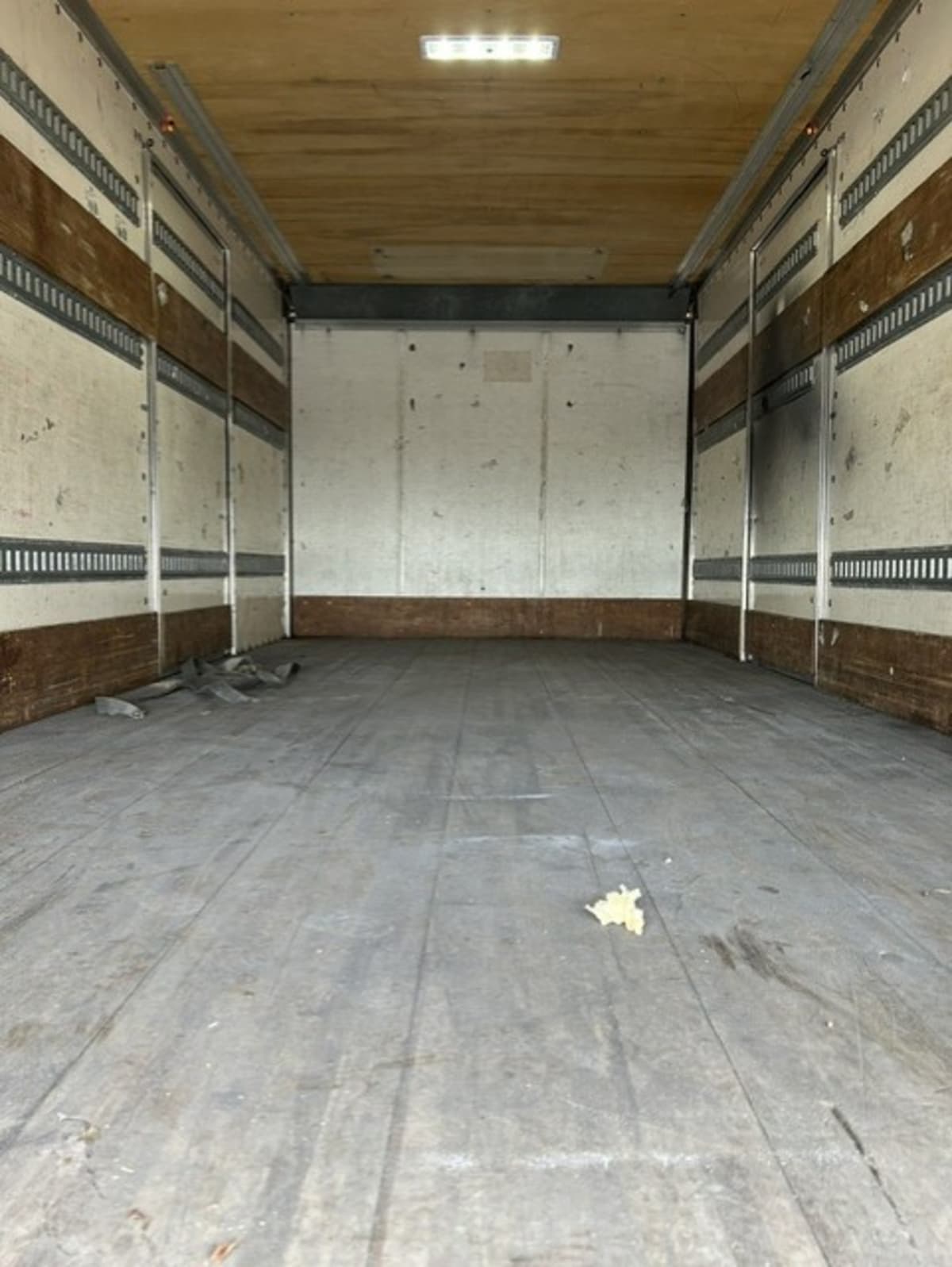 2019 Freightliner/Mercedes M2 106 881572