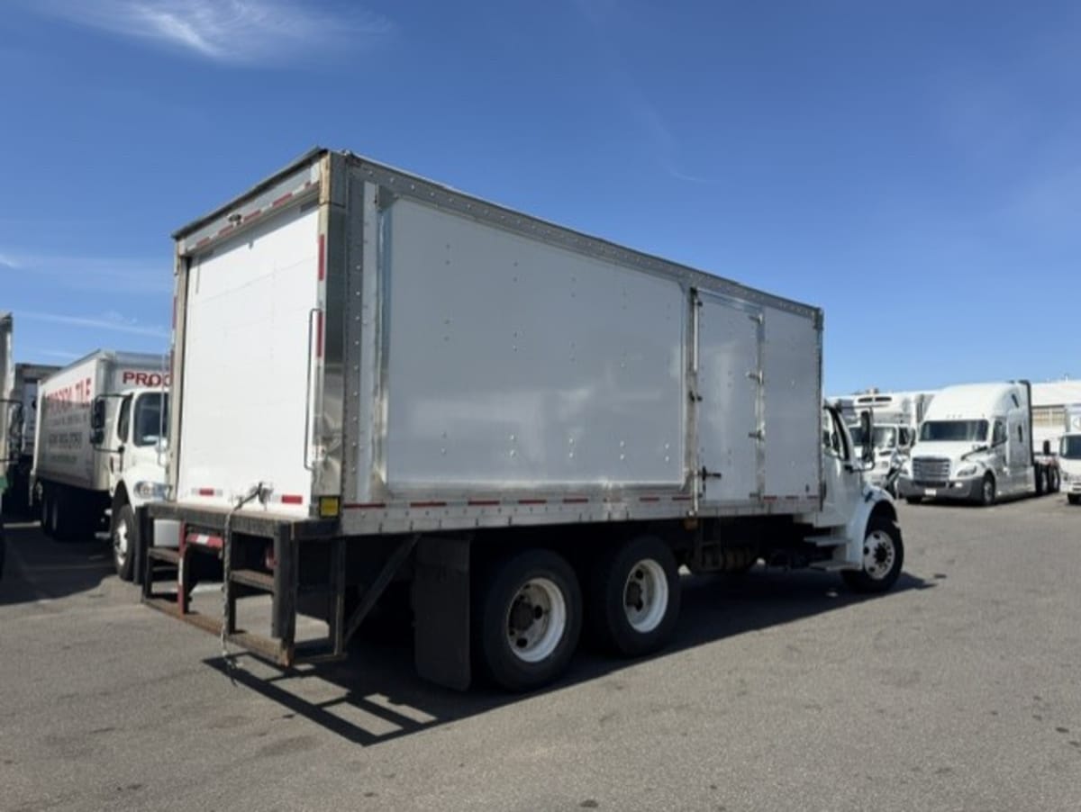 2019 Freightliner/Mercedes M2 106 881574