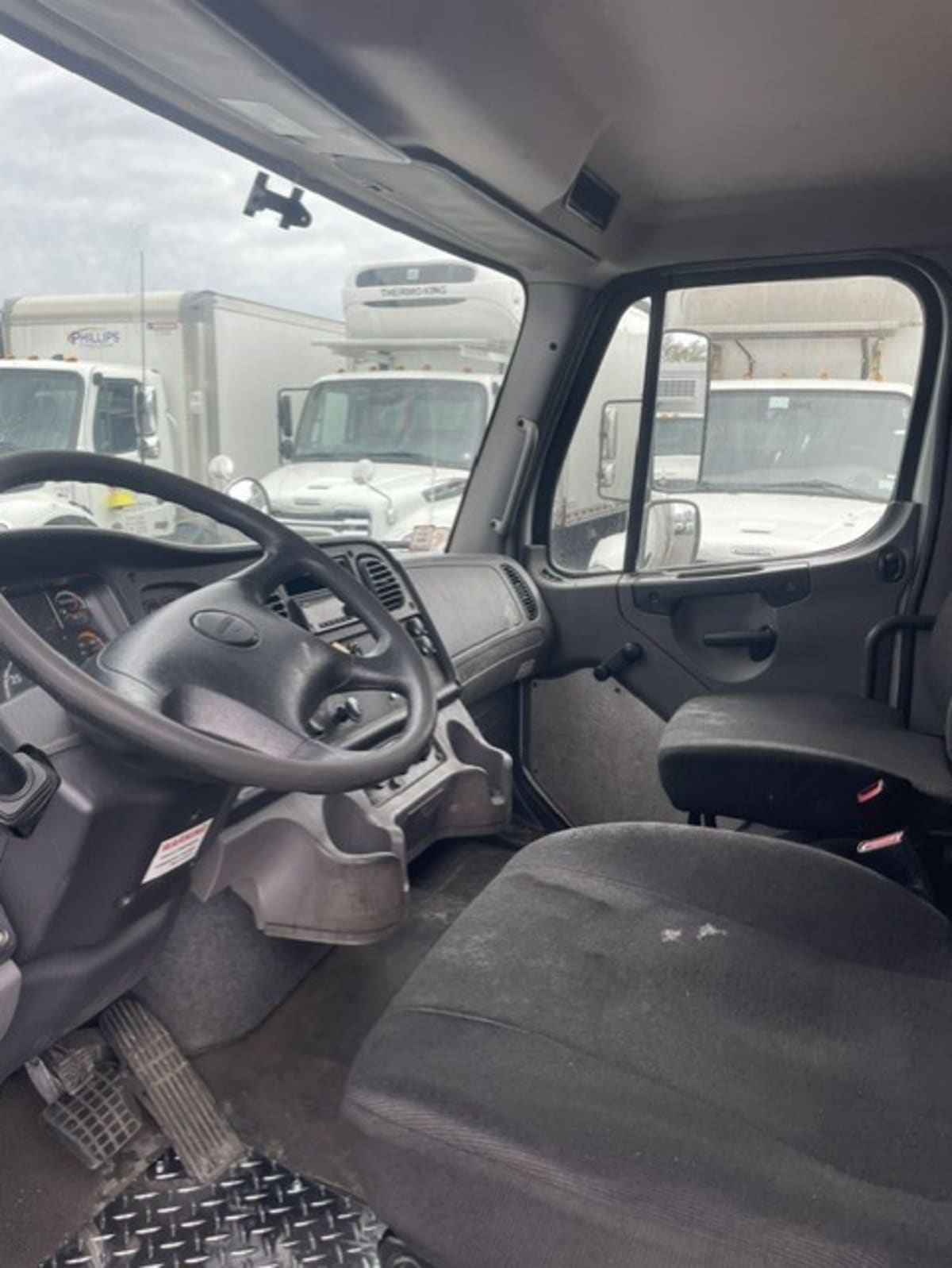 2019 Freightliner/Mercedes M2 106 881576
