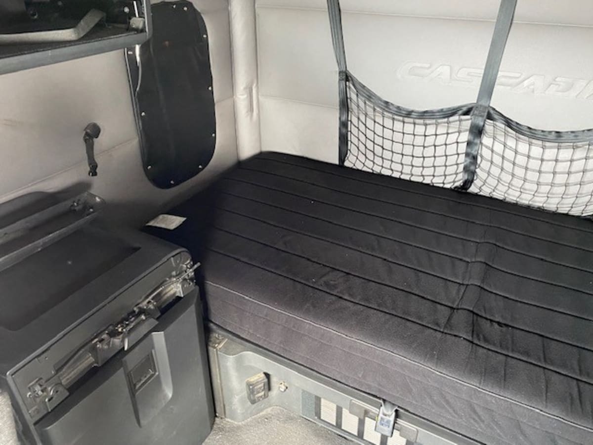 2020 Freightliner/Mercedes NEW CASCADIA PX12664 881623