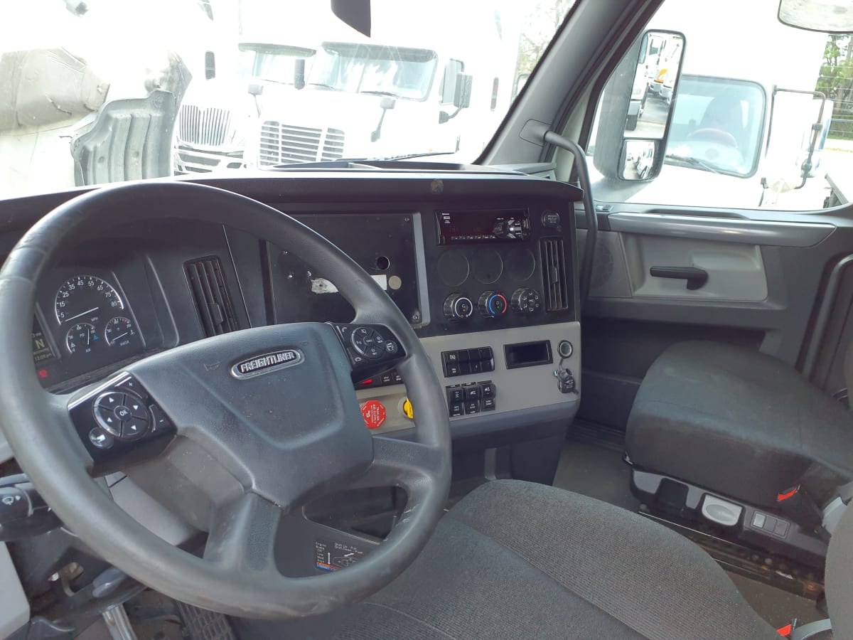 2020 Freightliner/Mercedes NEW CASCADIA PX12664 881649