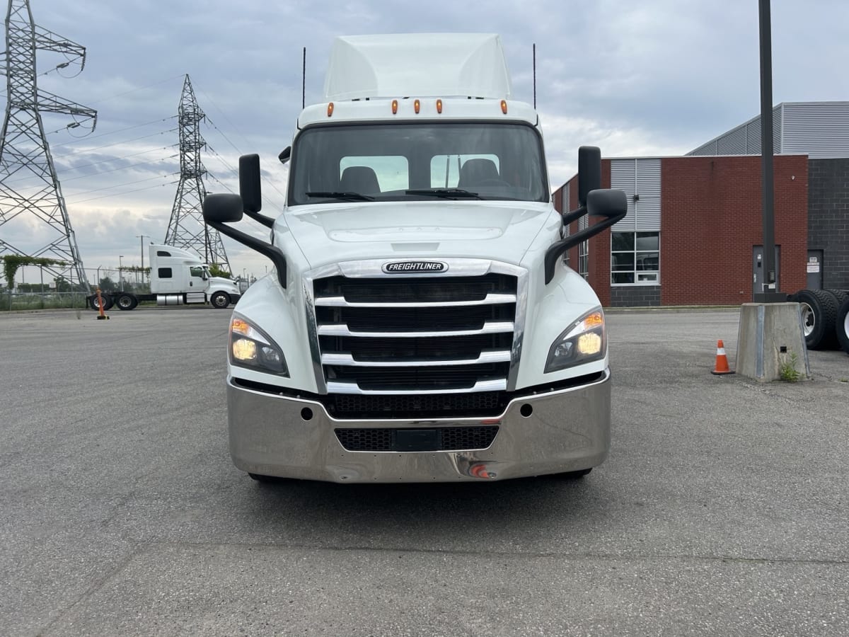 2019 Freightliner/Mercedes NEW CASCADIA 126 881661