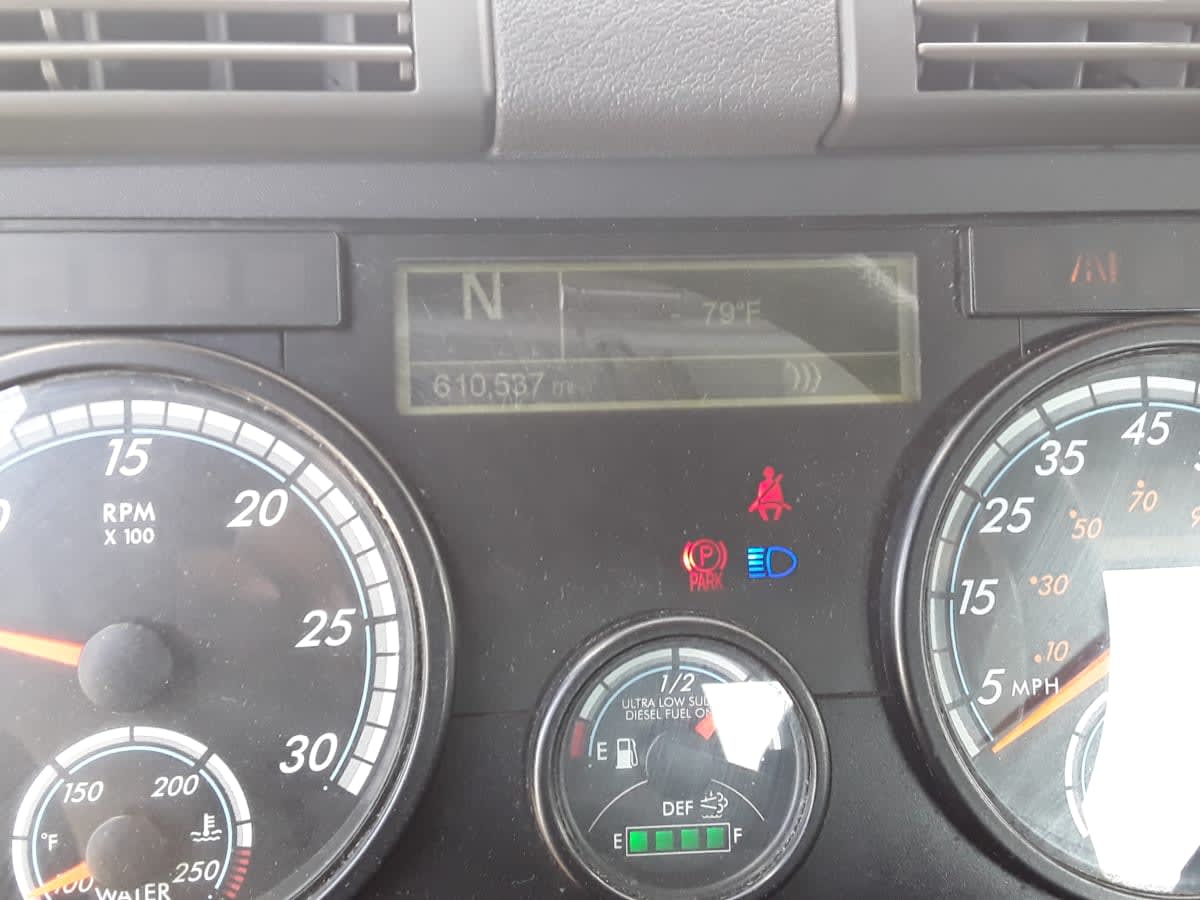 2020 Freightliner - image 9