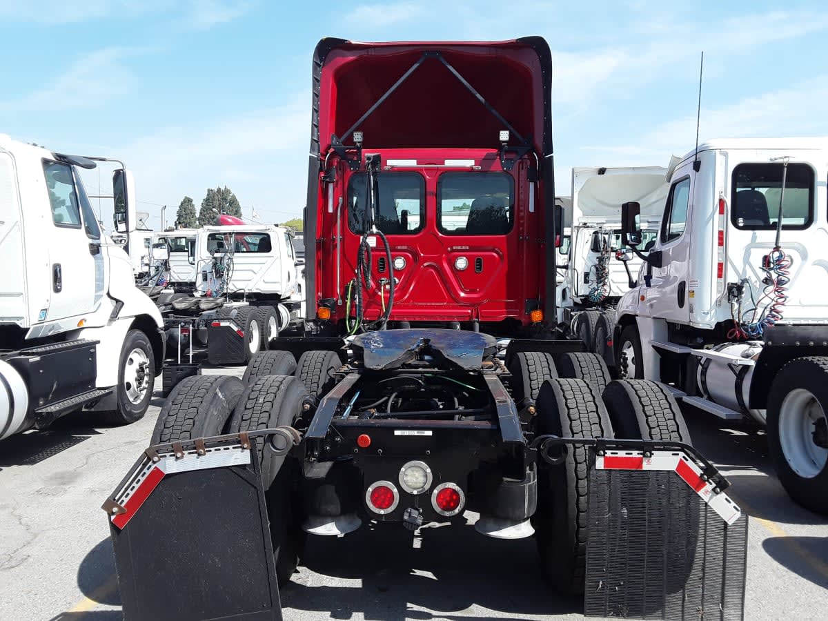 2020 Freightliner - image 5