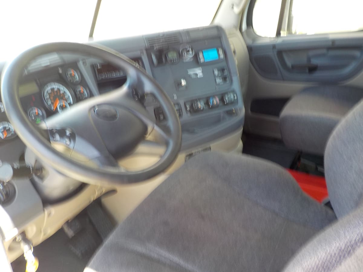 2020 Freightliner/Mercedes CASCADIA 125 881679