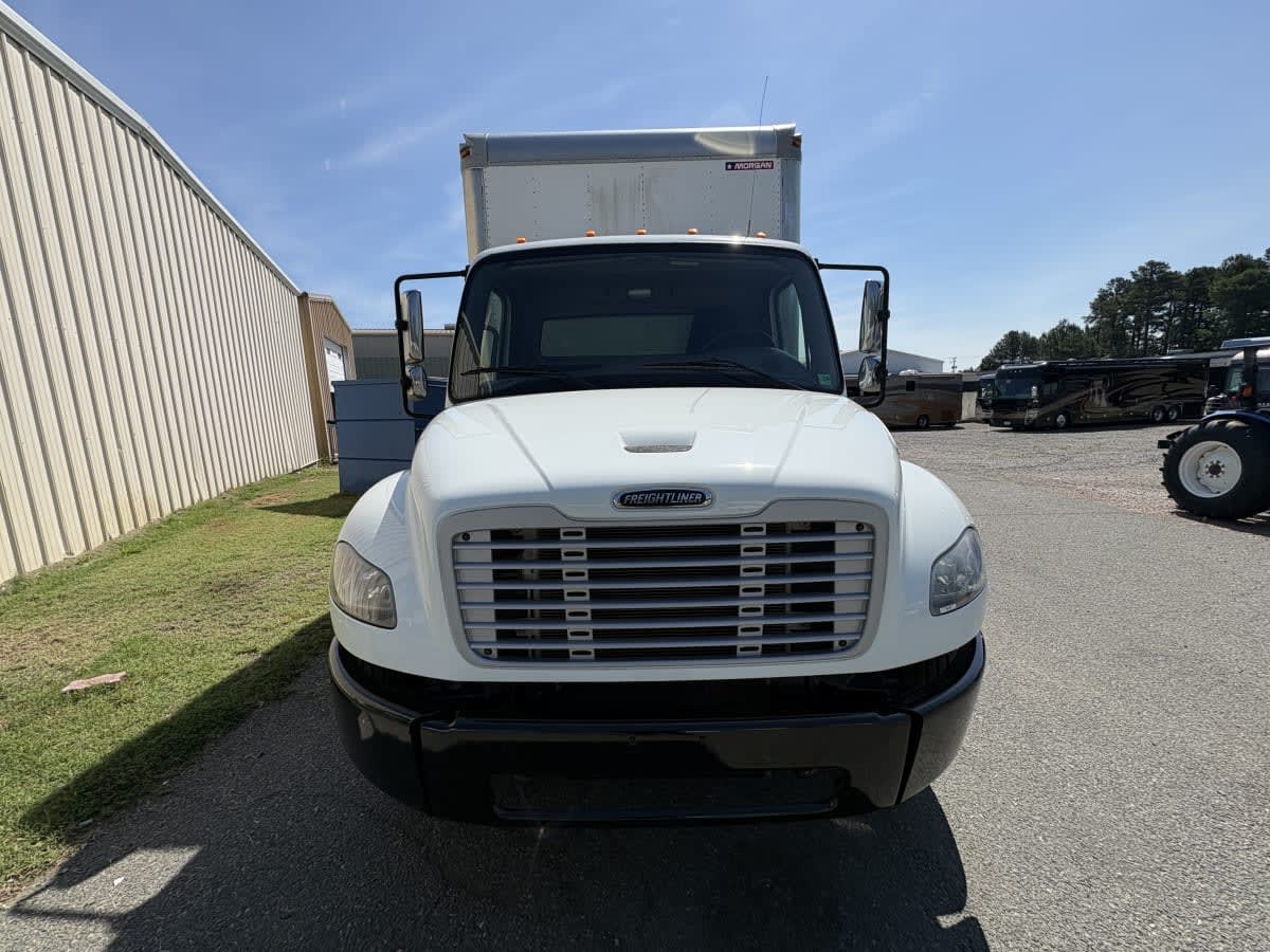 2019 Freightliner M2 106 in Ashland, VA — photo 2