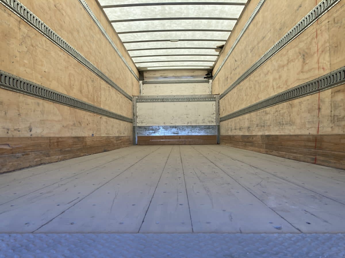 2019 Freightliner/Mercedes M2 106 881683