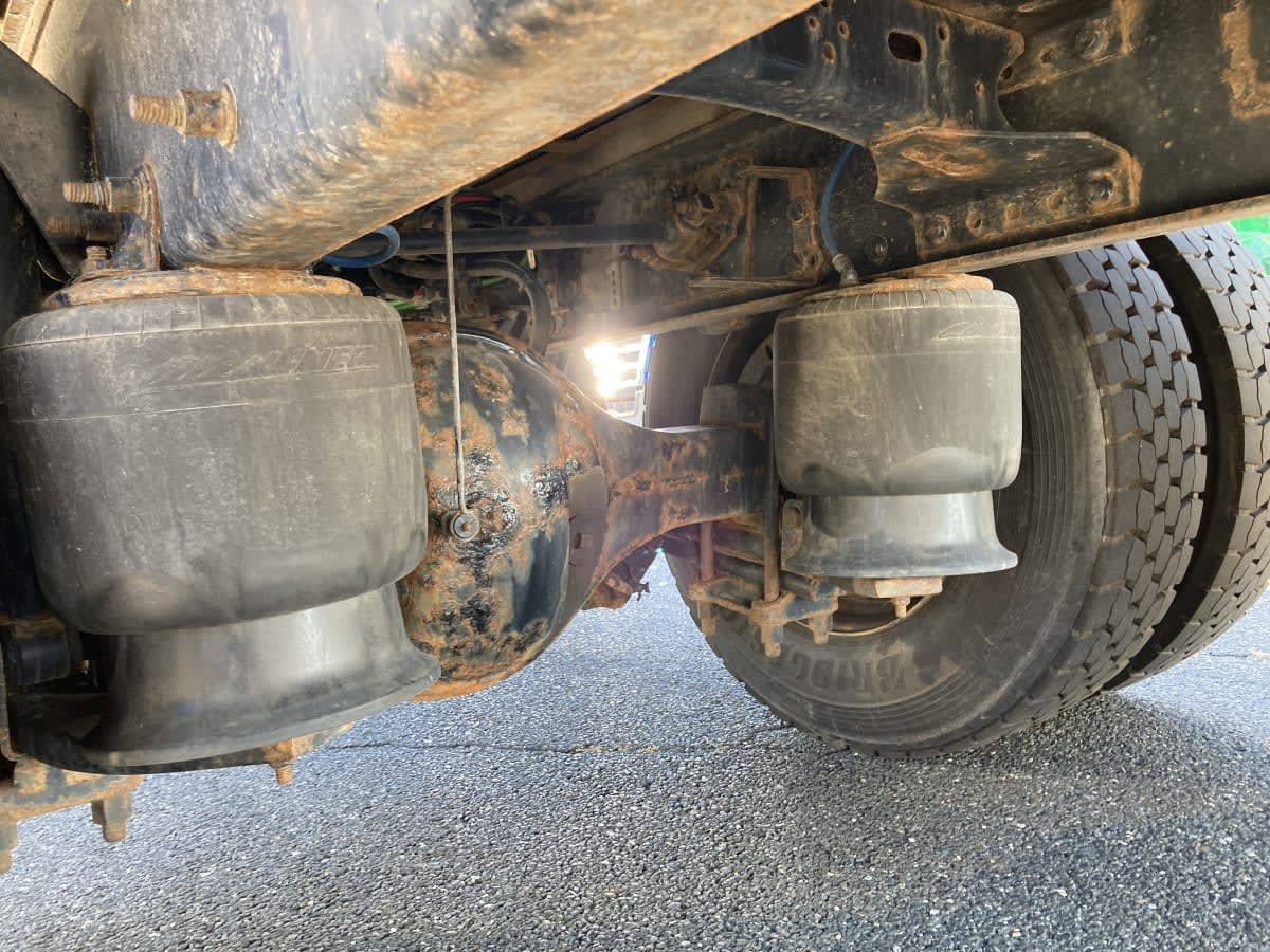 2019 Freightliner/Mercedes M2 106 881683