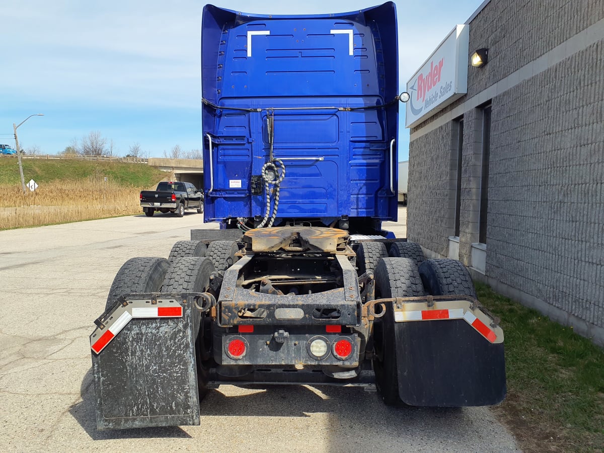 2019 Volvo VNL64T-760 881699