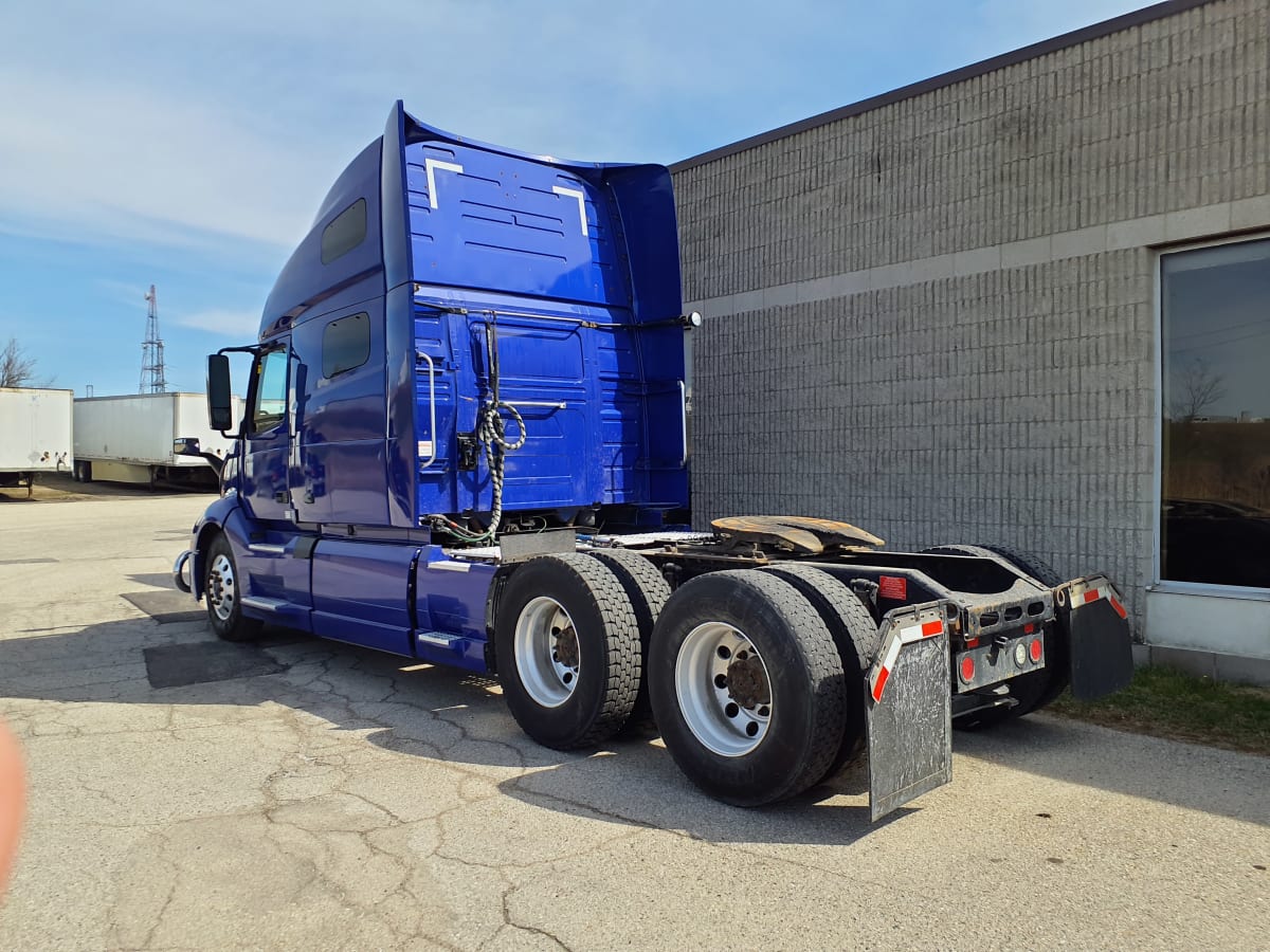 2019 Volvo VNL64T-760 881699