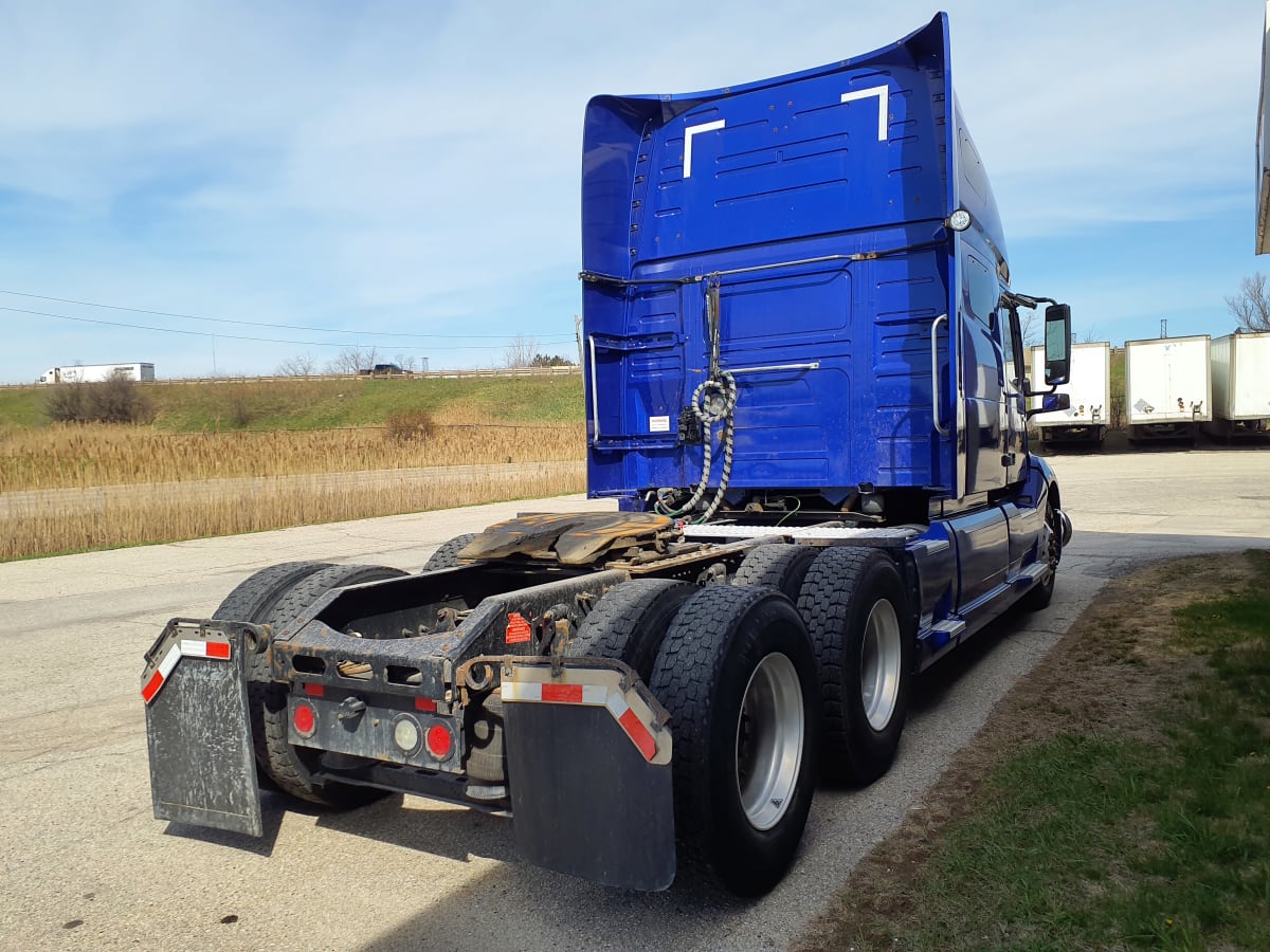 2019 Volvo VNL64T-760 881699