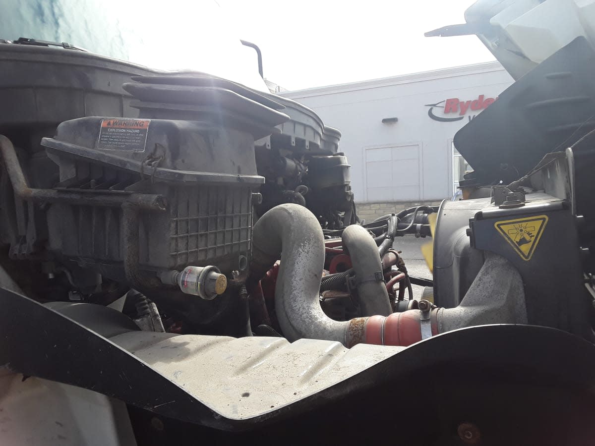 2019 Navistar International 4300 881705