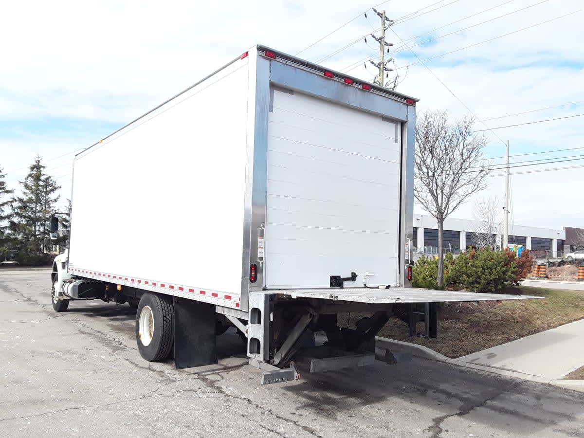 2019 Navistar International 4300 881705