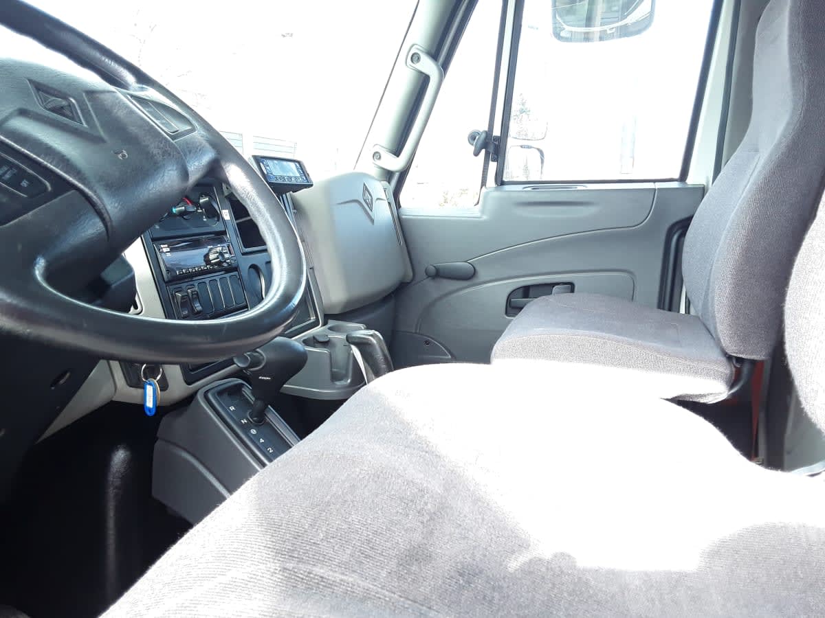 2019 Navistar International 4300 881705