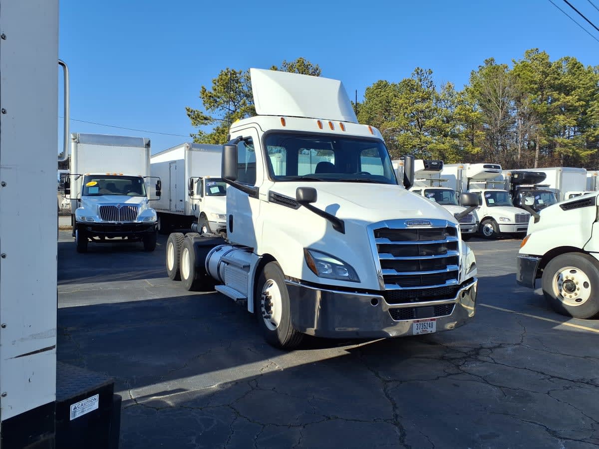 2020 Freightliner - image 1