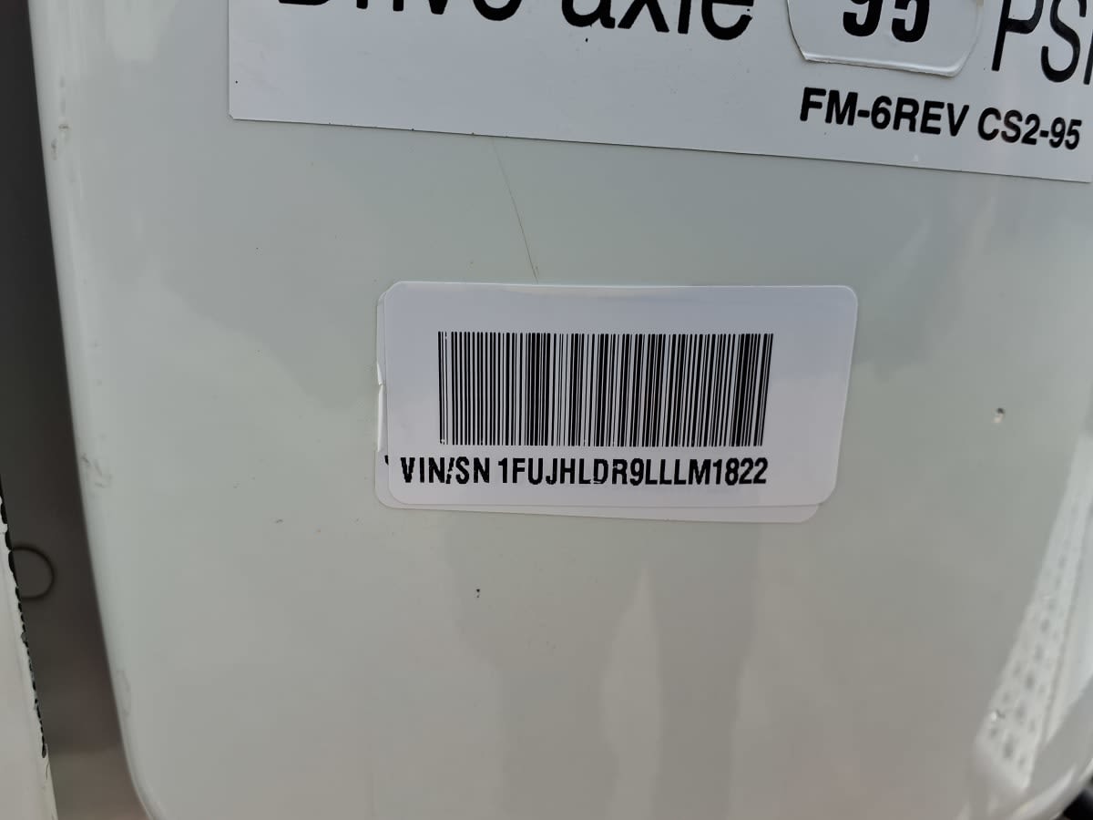 2020 Freightliner/Mercedes NEW CASCADIA PX12664 881819