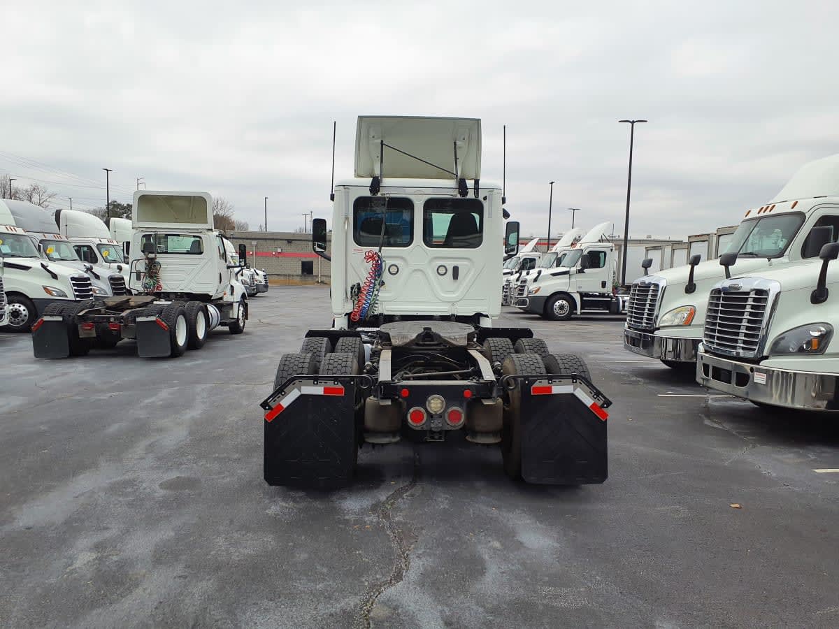 2020 Freightliner - image 5