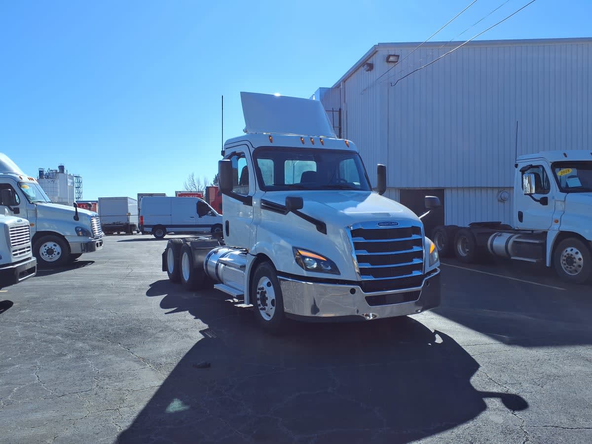 2020 Freightliner - image 1