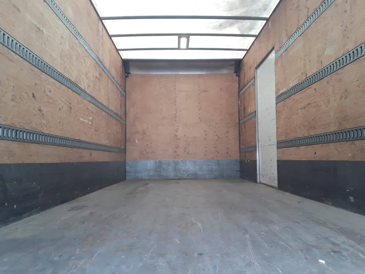 2019 Hino HINO 195 881835