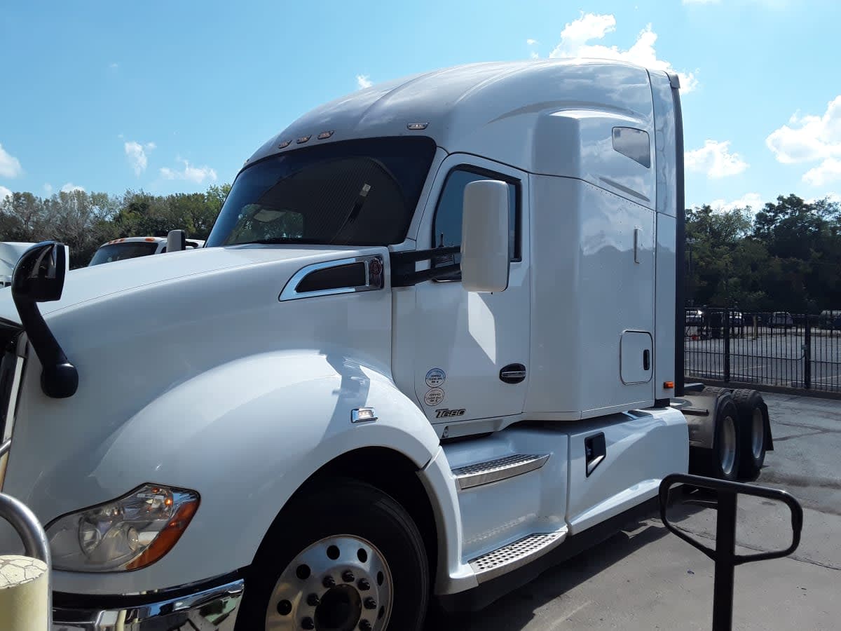 2020 Kenworth Trucks T-680 881952