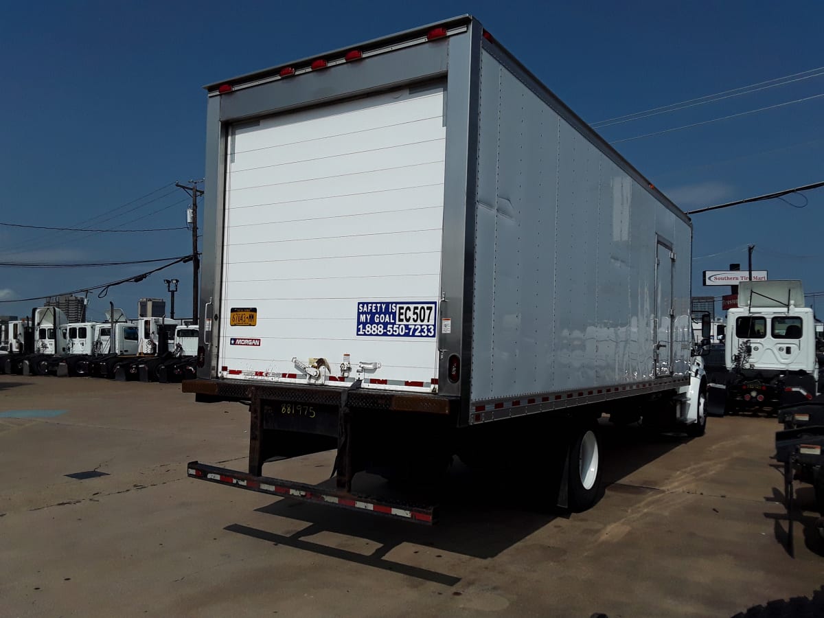 2019 Freightliner/Mercedes M2 106 881975
