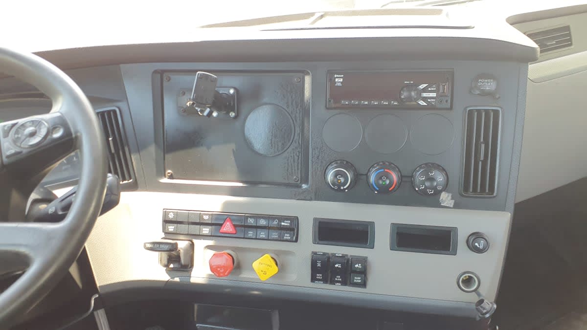2020 Freightliner/Mercedes NEW CASCADIA PX12664 883712